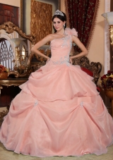 2014 Baby Pink Puffy One Shoulder Appliques Quinceanera Dresses with Beading