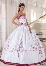 Ball Gown Embroidery White and Red Quinceanera Dresses Satin Ball Gown