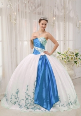 White Puffy Sweetheart Blue Embroidery Quinces Dresses for Cheap