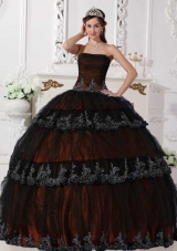 2014 Fashionable Orange Puffy Strapless Ruffled Layers Quinceanera Dress with Appliques