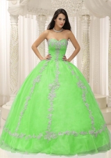 Lemon Green Sweetheart Appliques and Beaded Decorate For 2014 Quincianera Dresses