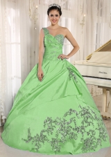 One Shoulder Quinceanera Gown Dresses with Appliques and Beading