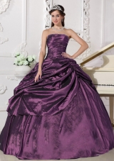 2014 Popular Purple Puffy Strapless Beading Quinceanera Dresses with Pick-ups