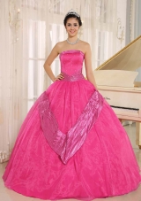 2014 Pretty Quinceanera Gowns With Beaded Decorate Strapless