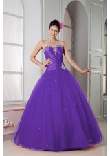 Purple Ball Gown Sweetheart Quinceanera Gown with Beading