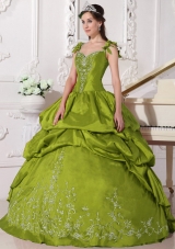 Olive Green Straps Taffeta Quinceanera Gowns with Embroidery