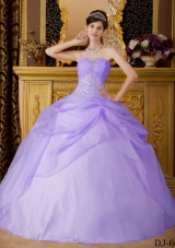 2014 Exclusive Quinceanera Dresses in Lavender Ball Gown Strapless with Beading