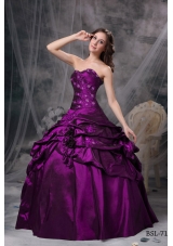 Ball Gown Sweetheart Quinceanera Dresses with Taffeta Appliques and Hande Made Flowers