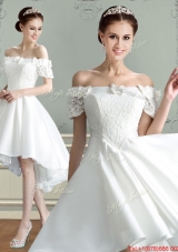 Popular Off the Shoulder Bowknot and Laced Wedding Dress in Taffeta