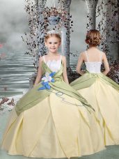 Taffeta Spaghetti Straps Sleeveless Lace Up Ruching and Hand Made Flower Kids Formal Wear in Champagne