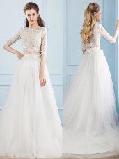 White Scoop Neckline Lace Wedding Dress Half Sleeves Zipper