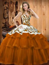 Sleeveless Embroidery Lace Up Sweet 16 Dress with Rust Red Sweep Train