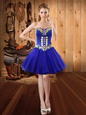 Luxury Royal Blue Ball Gowns Sweetheart Sleeveless Organza Mini Length Lace Up Embroidery Evening Dress