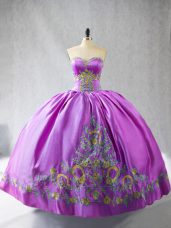 Extravagant Sleeveless Satin Lace Up Quinceanera Gowns in Lilac with Embroidery