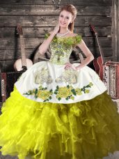 Custom Design Olive Green Ball Gowns Ruffles Quinceanera Gowns Lace Up Organza Sleeveless Floor Length