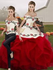 Delicate White And Red Lace Up Off The Shoulder Embroidery and Ruffles Vestidos de Quinceanera Tulle Sleeveless