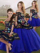 Luxury Royal Blue Ball Gowns Tulle Off The Shoulder Sleeveless Embroidery Floor Length Lace Up Vestidos de Quinceanera
