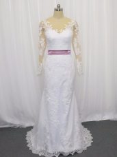 Eye-catching White Clasp Handle Scoop Lace and Belt Wedding Dress Tulle Long Sleeves Sweep Train