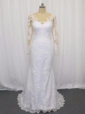 Fitting White Scoop Neckline Lace Bridal Gown Long Sleeves Clasp Handle