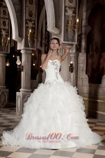 Sweetheart Beading Organza Ball Gown Wedding Dress