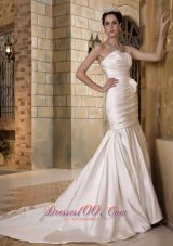 Charming Ruching Mermaid Bridal Gowns Sweetheart Court