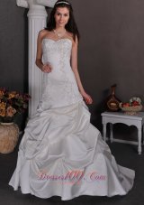 Jazzy Sweetheart Wedding Dress Taffeta Appliques