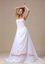 Strapless Beaded Appliques Wedding Gown With Brush Train