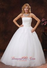 Appliques Strapless Ball Gown Floor-length A-line Wedding Dress