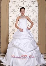 Embroidery White Pick-ups Wedding Gown Princess