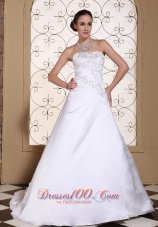 Strapless Embroidery Chapel Train Wedding Gown Dress