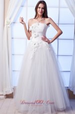 Beaded Hand Made Flowers Tulle Bridal Wedding Gown