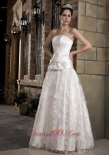 Hand Made Flowers Lace Bridal Gown Wedding Dress