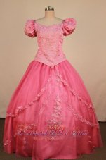 Queen Anne Neckline Pageant Gowns for Sweet 15 Appliques