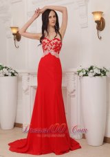 Red Column Sweetheart Chiffon Appliques Prom Dress