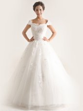 Sweetheart Cap Sleeves Wedding Dresses With Brush Train Lace and Appliques White Tulle