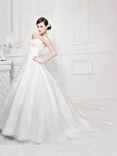Traditional Sleeveless Court Train Lace and Appliques Zipper Wedding Dress